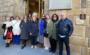 Ricamatrici al museo con Assessore Giuntini Paolo