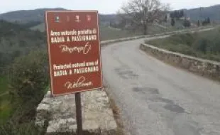 Strada per Badia a Passignano